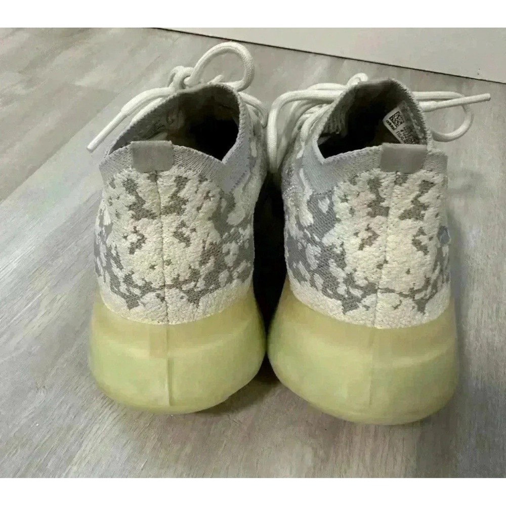 Adidas‎ Yeezy Boost 380 'Alien' Sneakers Size 7 Mens Gray White Primeknit - Picture 3 of 7